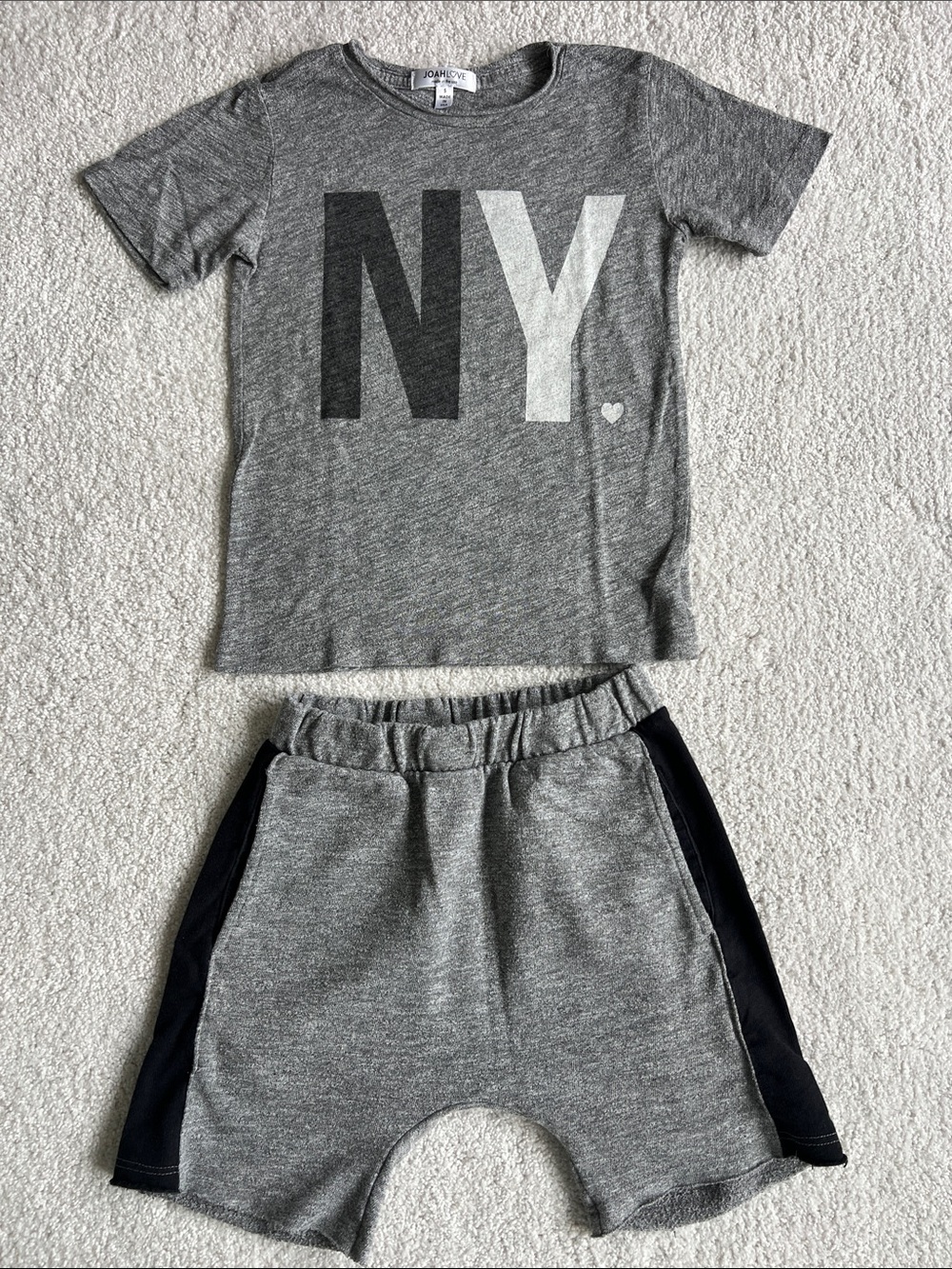 Joah Love Kids Grey 'NY' Matching Tee & Shorts Set - size 5